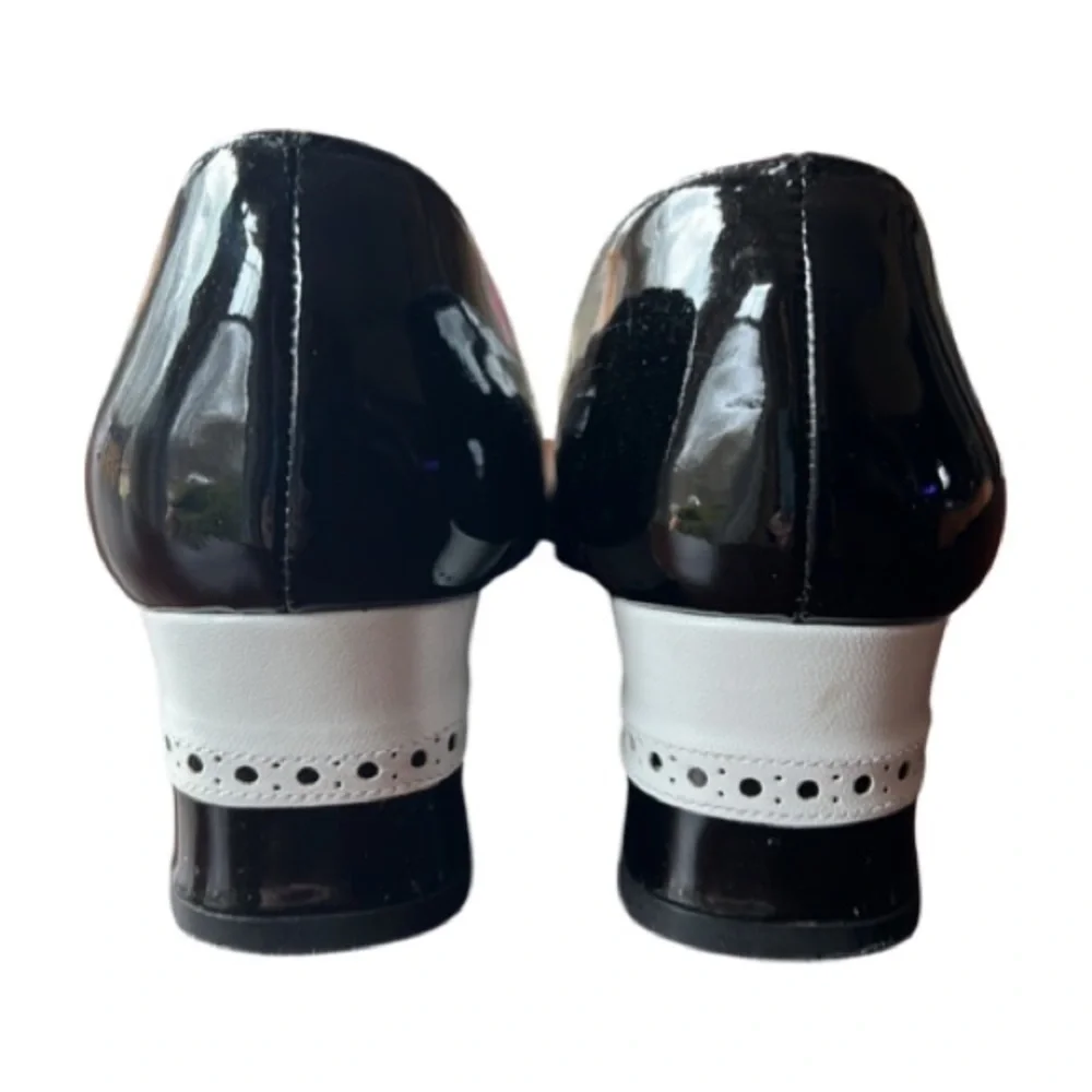 Timothy Hitsman Vintage Black White Patent Leather Pumps Size 6 M